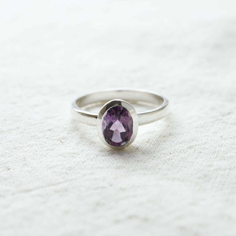 Amethyst Ring - Classique