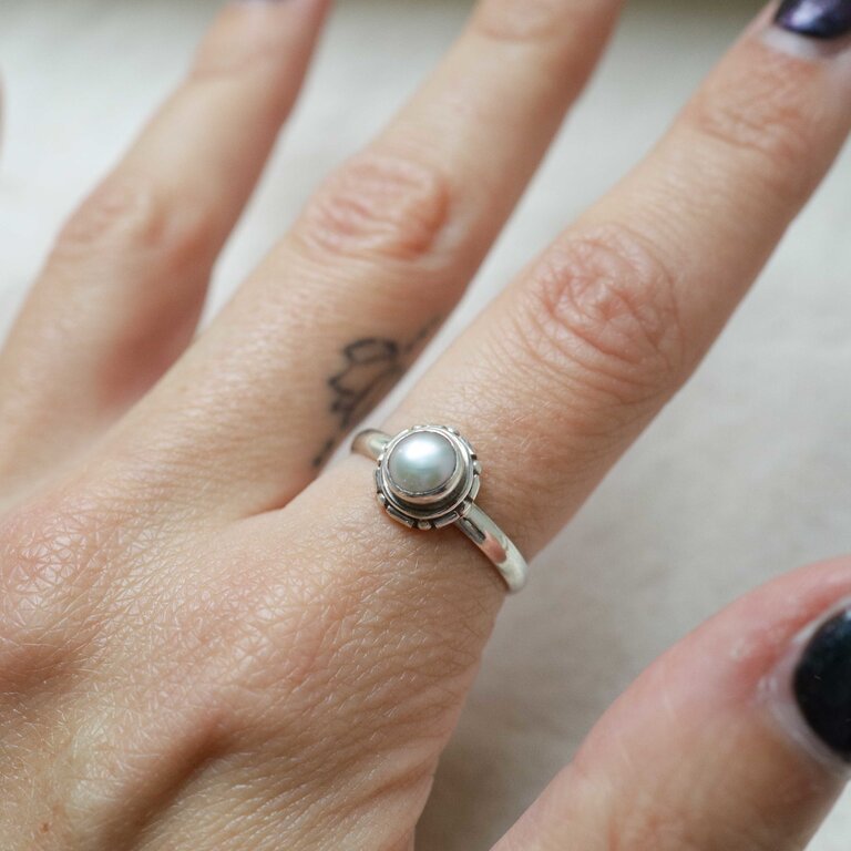 Pearl Ring - Pois