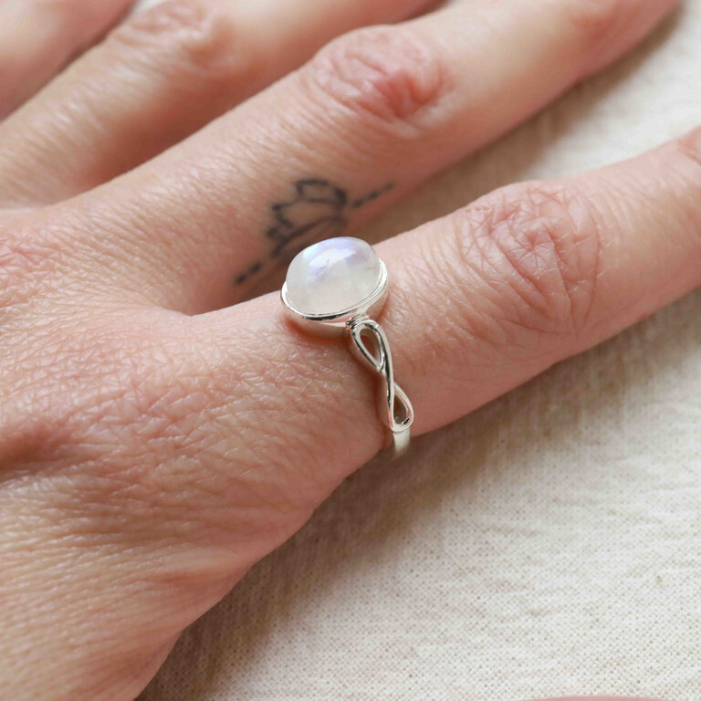 Rainbow moonstone ring - Infini