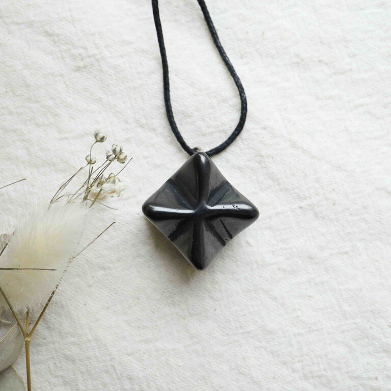 Shungite Pendant - Merkabra 2cm