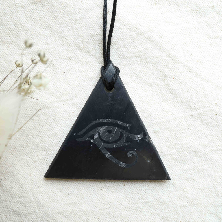 Pendentif Shungite - Oeil d'Horus