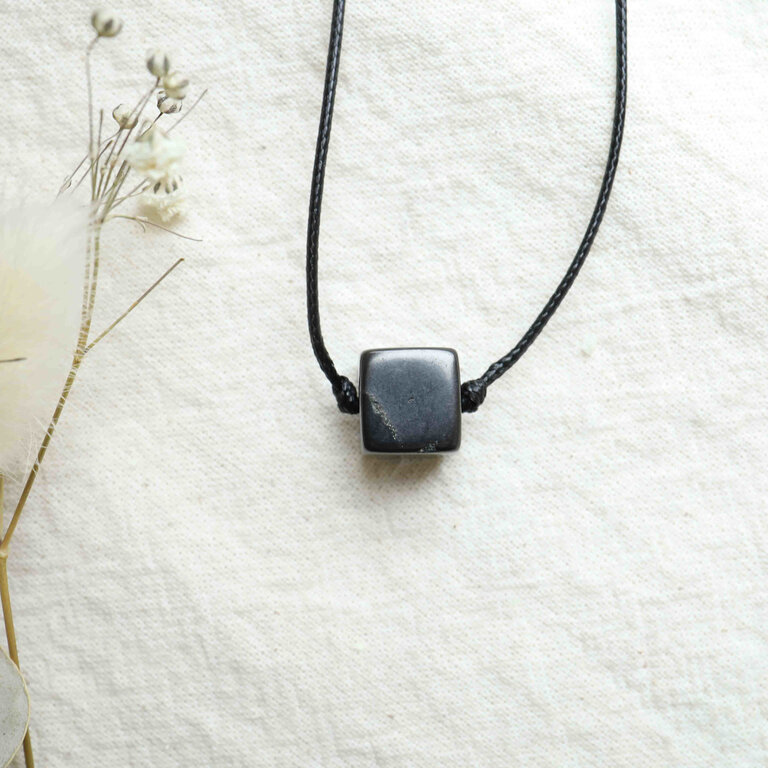 Shungite Pendant - Cube 1cm