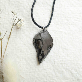Elite Shungite Pendant 3-5g