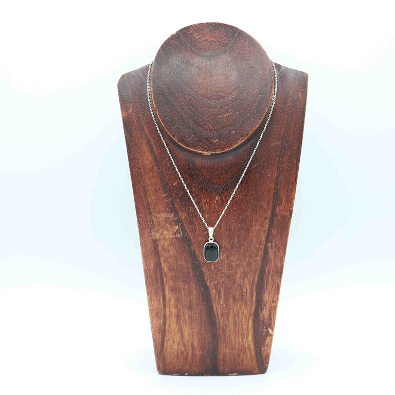 Onyx Pendant - Protection
