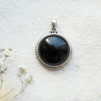 Onyx Pendant - Concentration