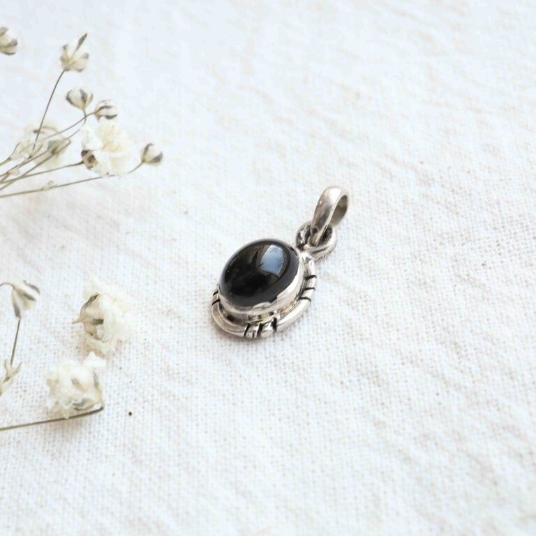 Onyx Pendant - Mini