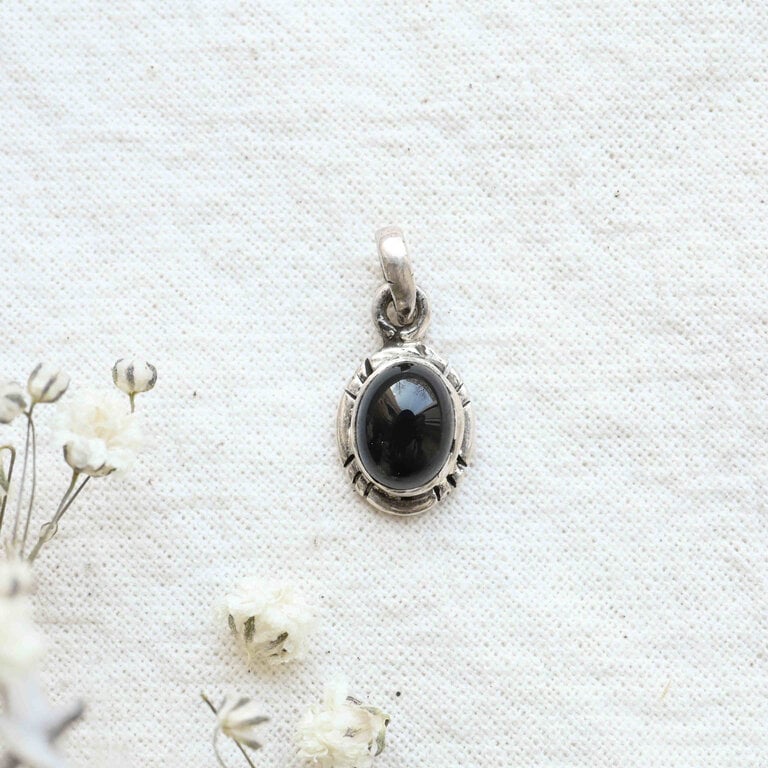 Onyx Pendant - Mini