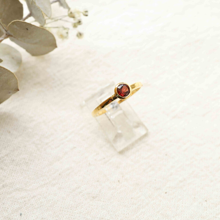 Bague Grenat plaqué or - Ronde