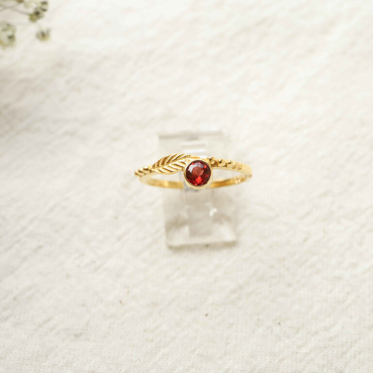 Garnet ring gold plated - Cybèle