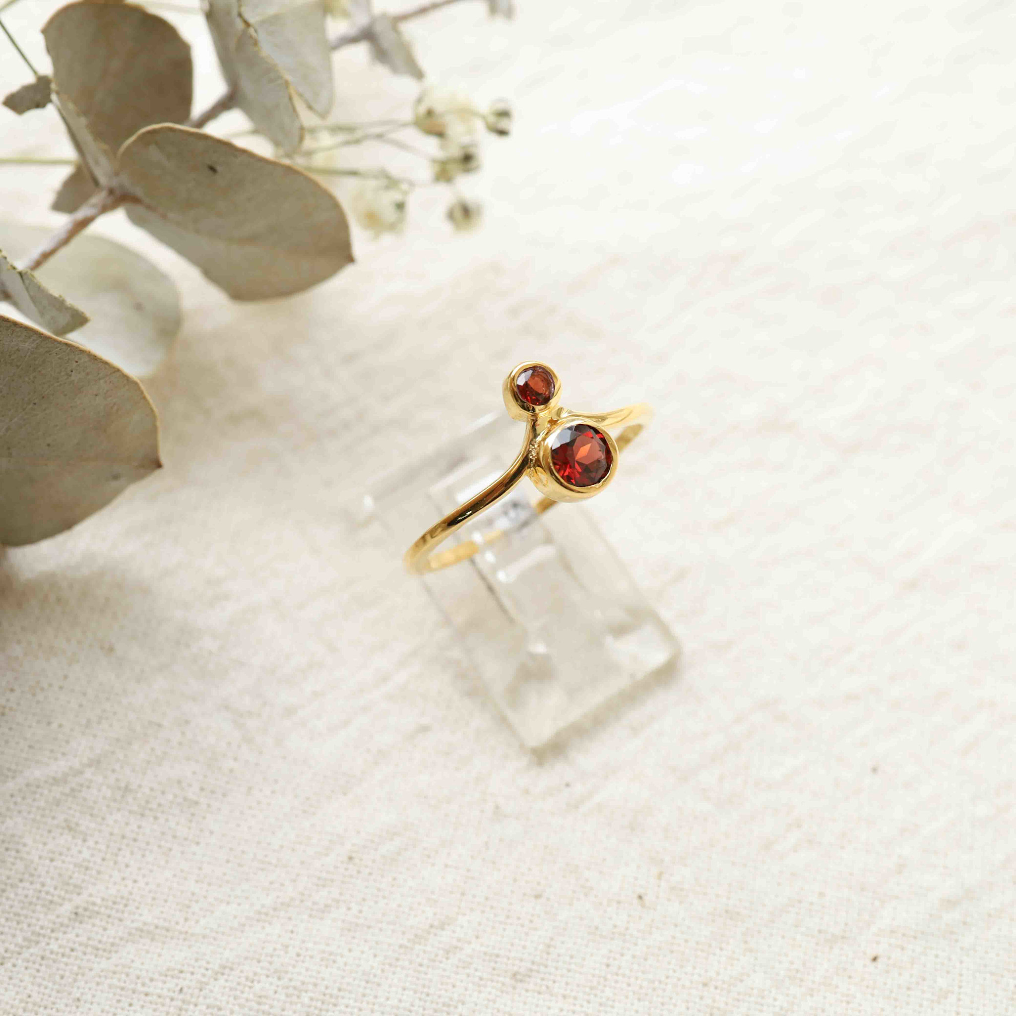 Garnet ring gold plated - Nébula