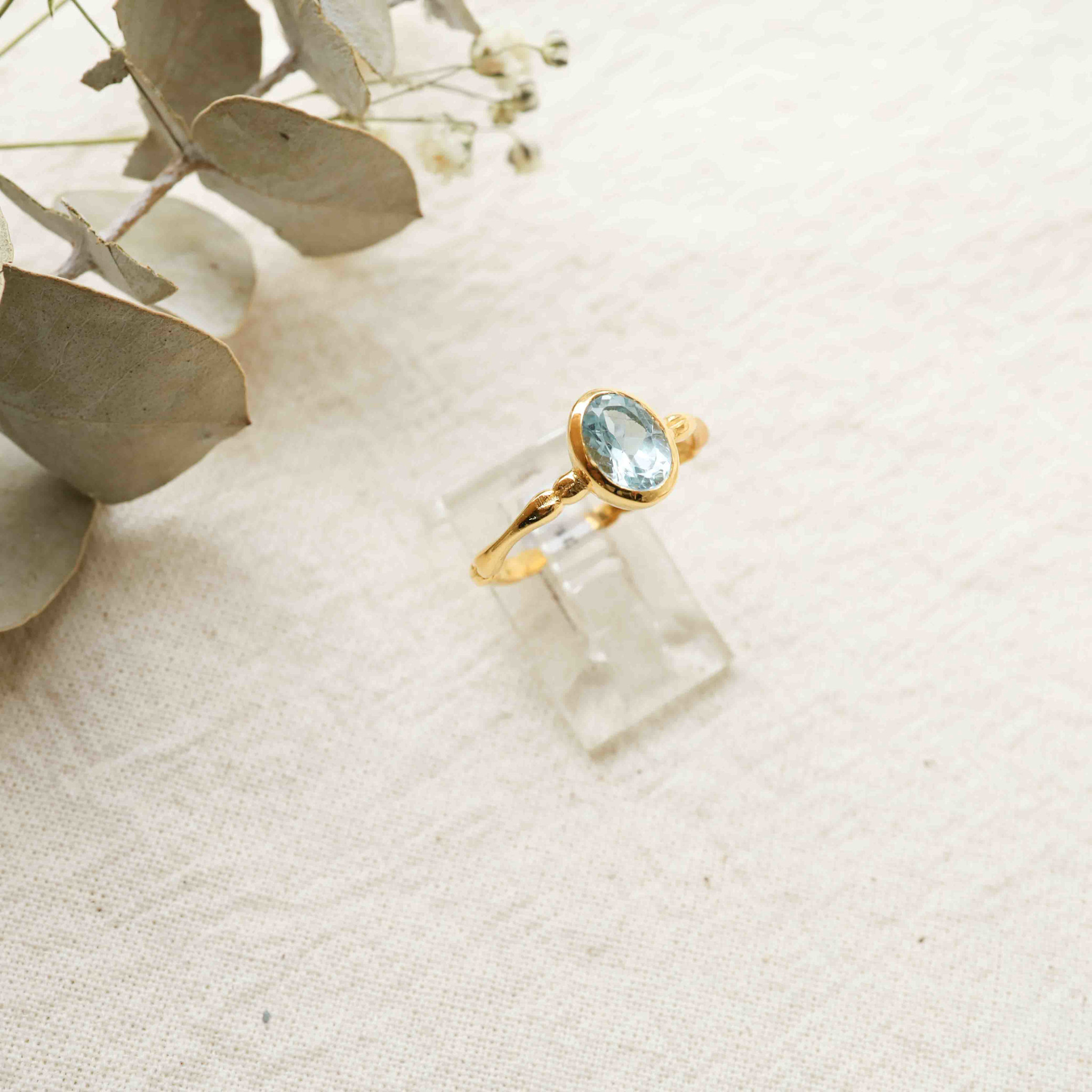 Blue Topaz Ring Gold plated - Silène