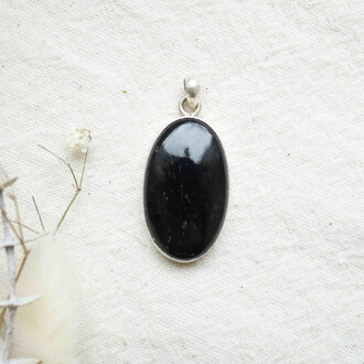 Black Tourmaline Pendant - Ovale