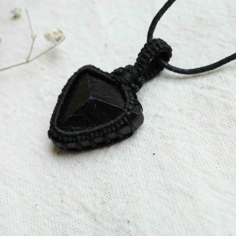 Black Tourmaline Pendant Macrame - Triangle
