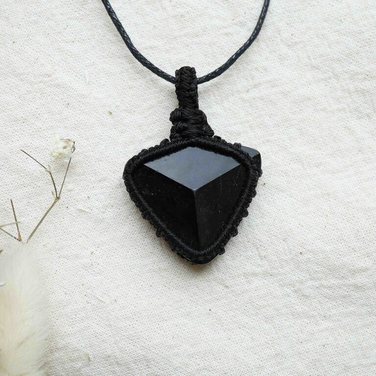 Black Tourmaline Pendant Macrame - Triangle