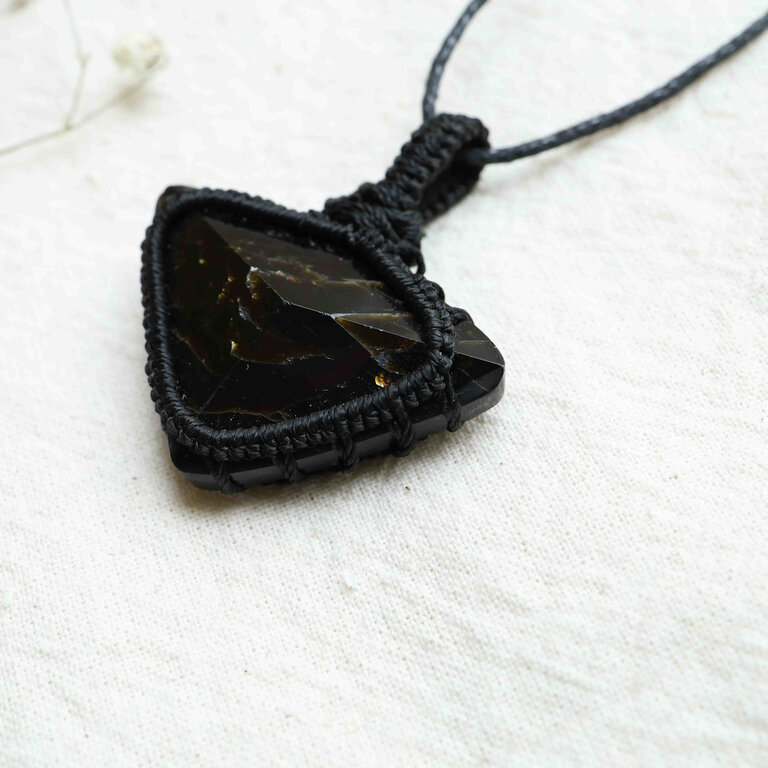 Black Tourmaline Pendant Macrame - Triangle