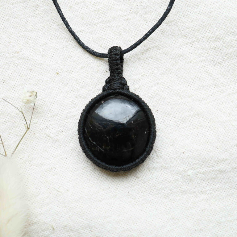 Pendentif Tourmaline noire macramé - Rond