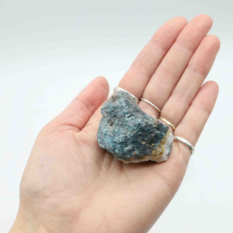 Apatite bleue brute