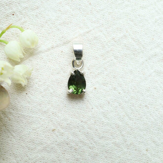 Pendentif Moldavite - Facetté