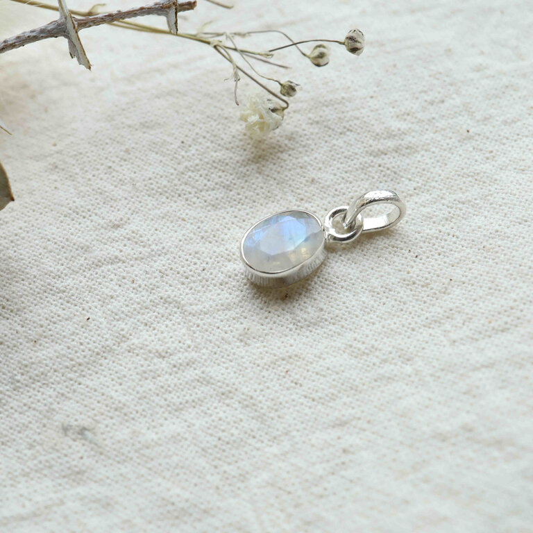 Rainbow Moonstone Pendant - Faceted mini