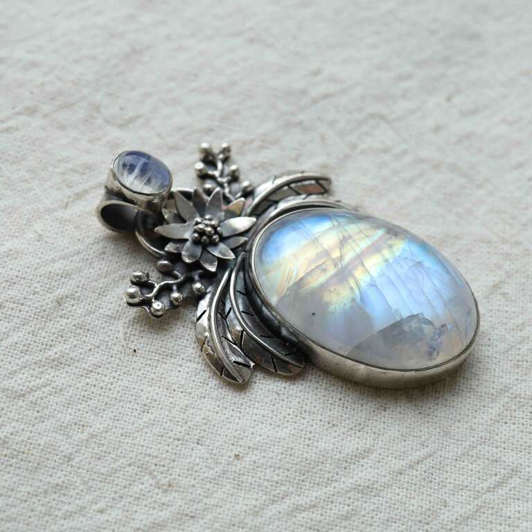 Rainbow Moonstone Pendant - Hina