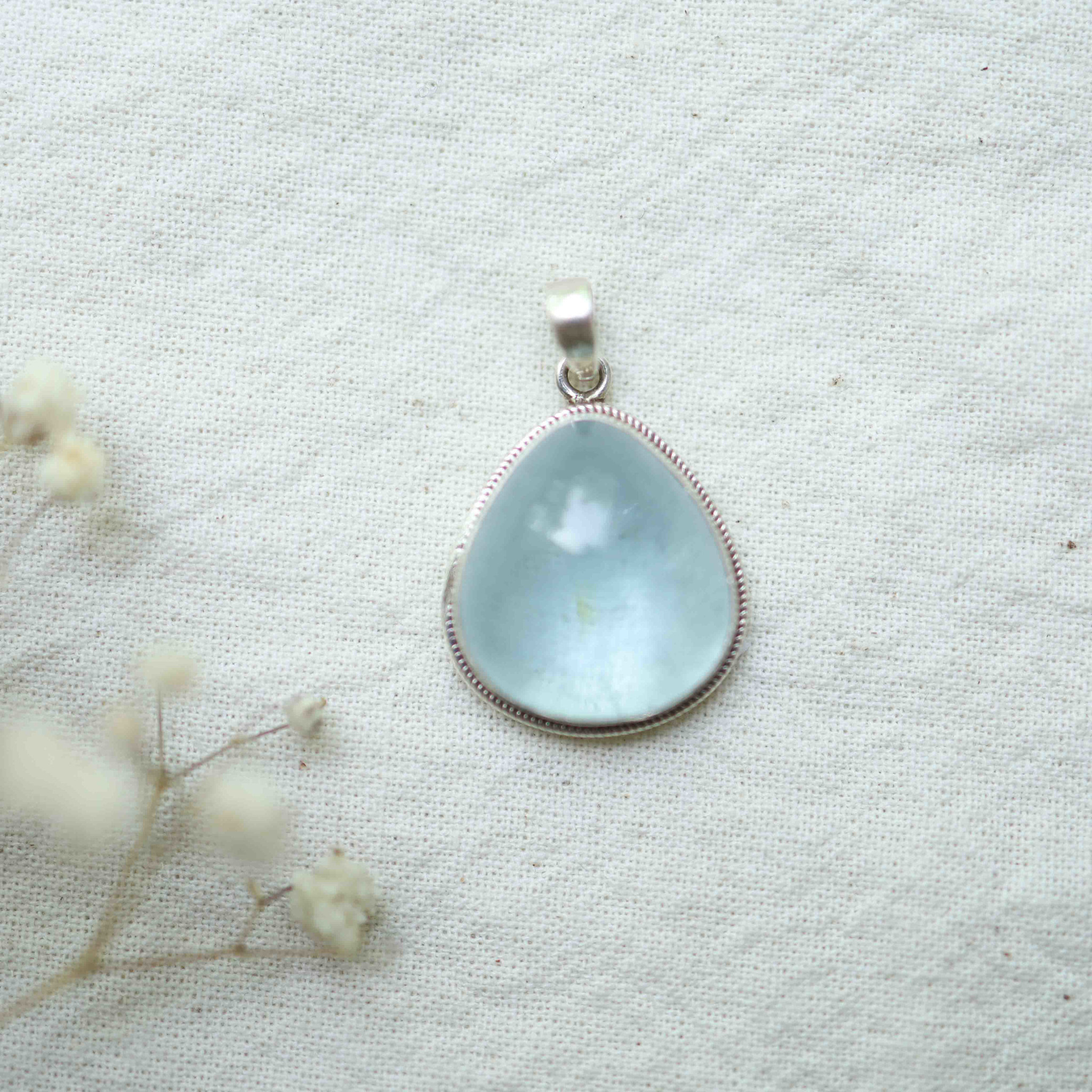 Aquamarine Pendant - Hortensia