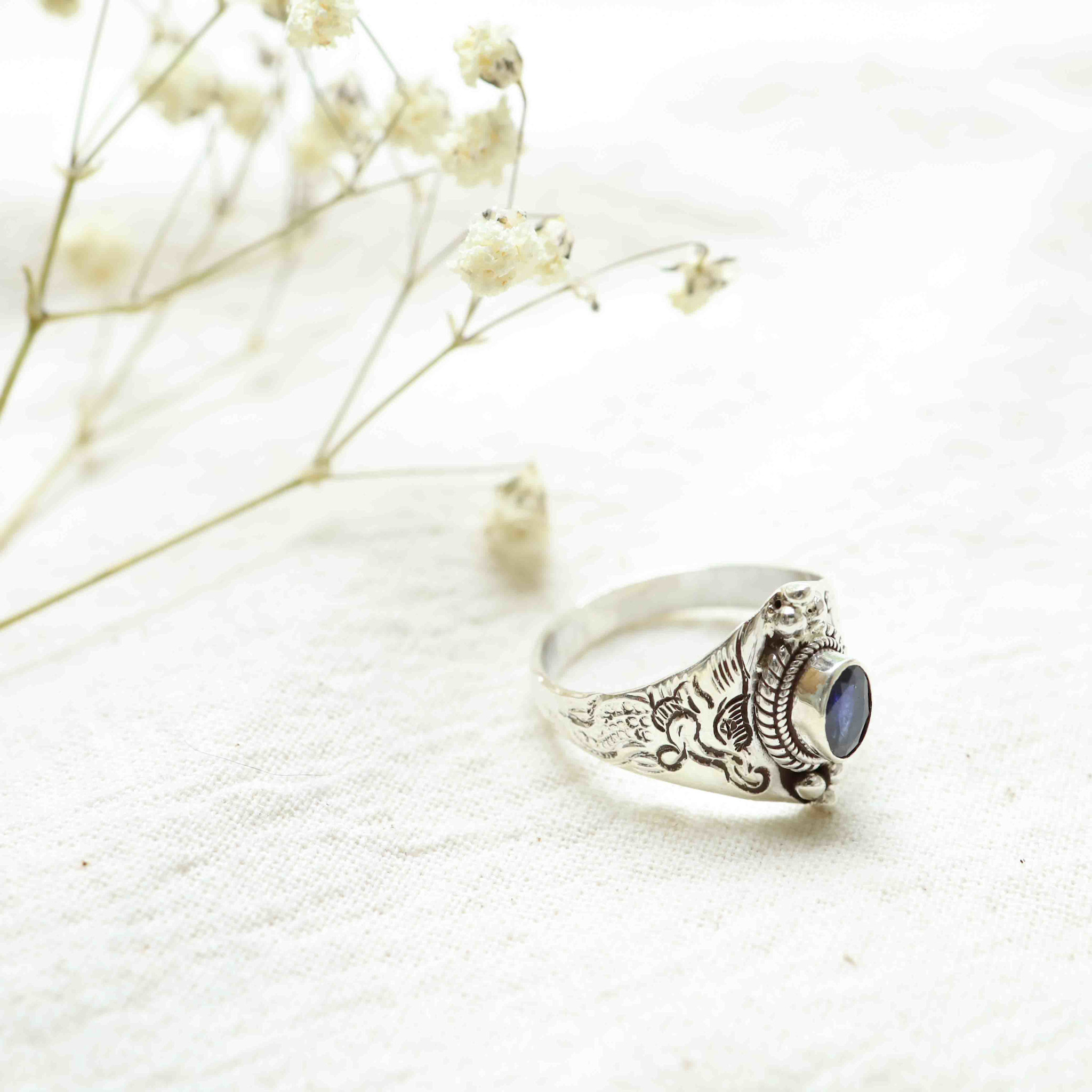 Sapphire Ring - Draco