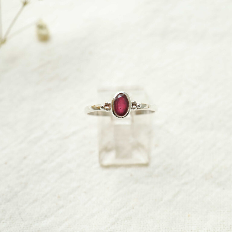 Ruby Ring - Freesia