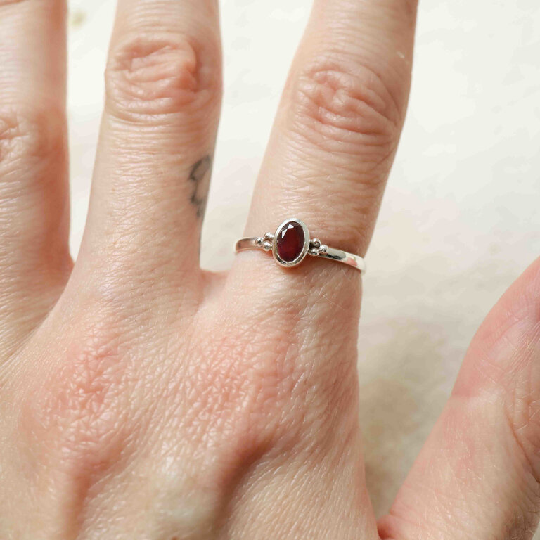 Ruby Ring - Freesia