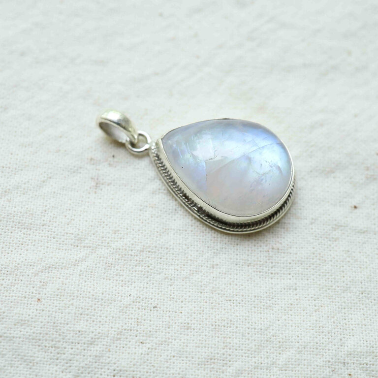 Rainbow Moonstone Pendant - Goutte