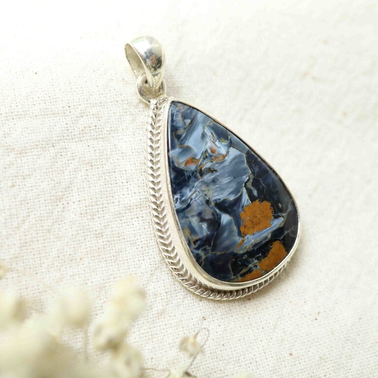 Pietersite Pendant - Hortensia goutte