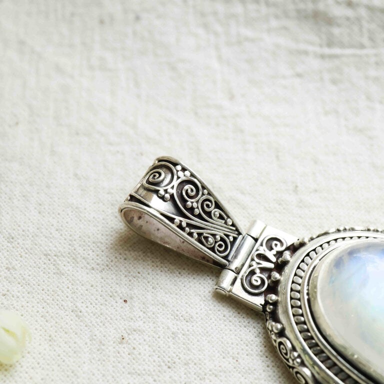 Pendentif Pierre de lune - Inanna