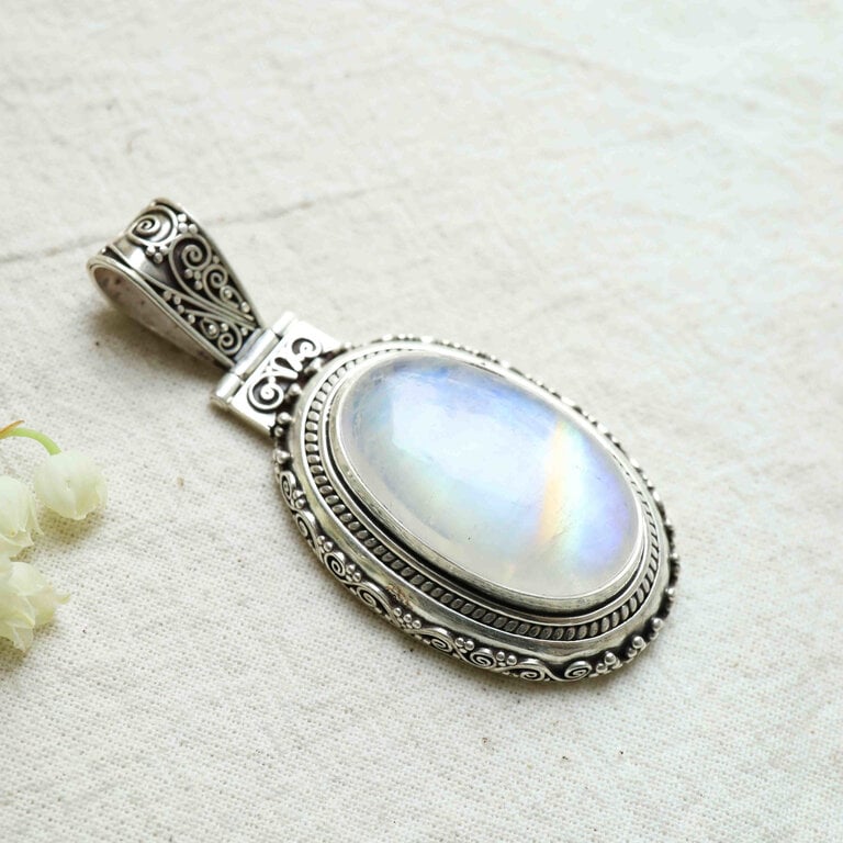 Pendentif Pierre de lune - Inanna