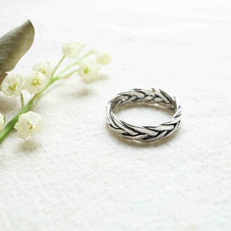 Silver Ring - Tressé