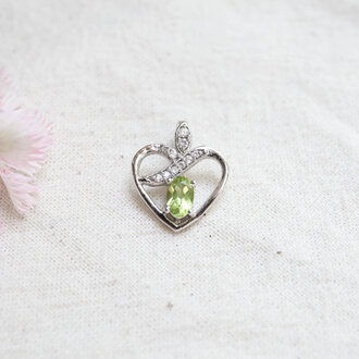 Peridot Pendant - Amour