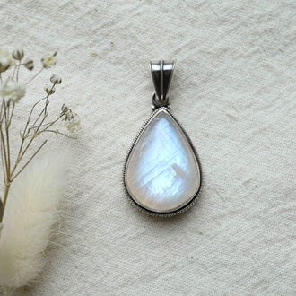 Rainbow Moonstone Pendant - Ajania
