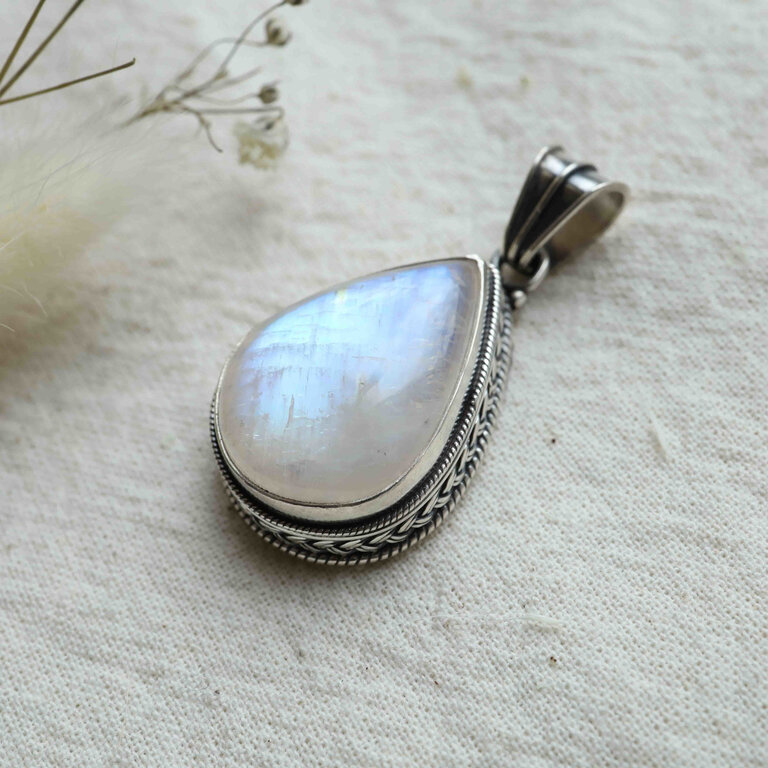 Rainbow Moonstone Pendant - Ajania