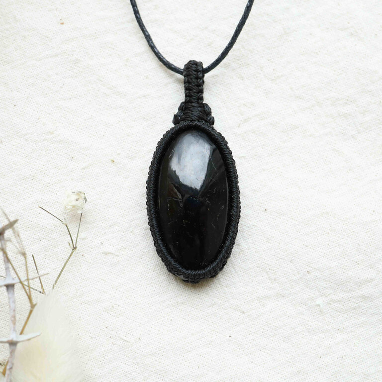 Black Tourmaline Pendant Macrame - Oval