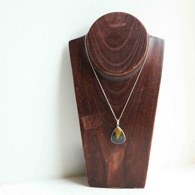 Tiger Eye & Hawk Eye Pendant - Simple