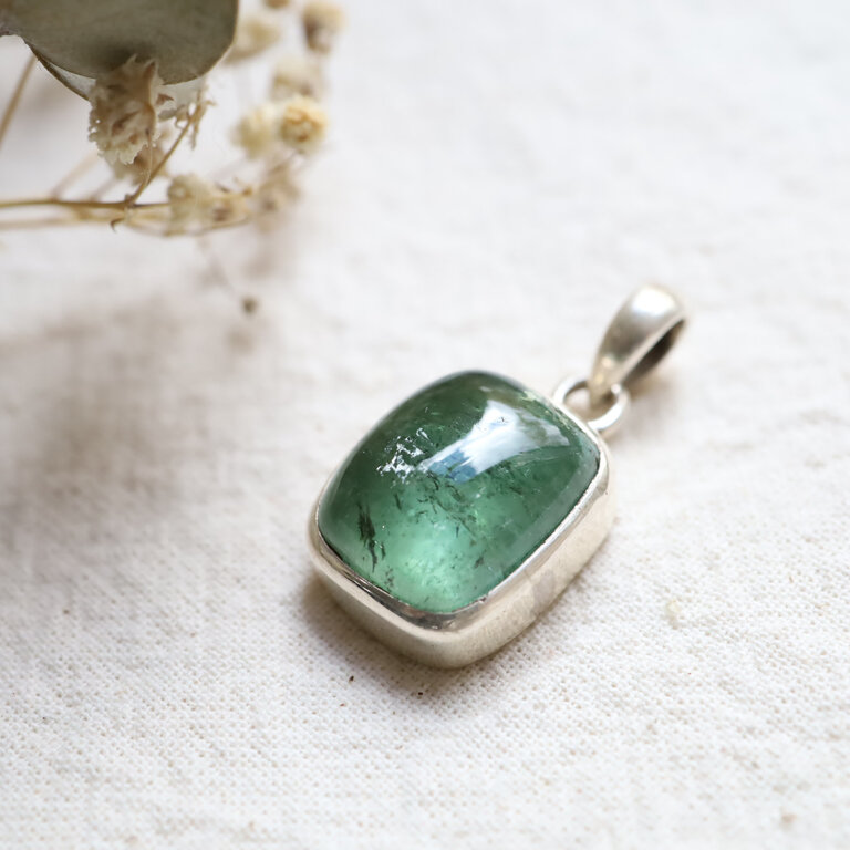 Green Tourmaline Pendant - Silva