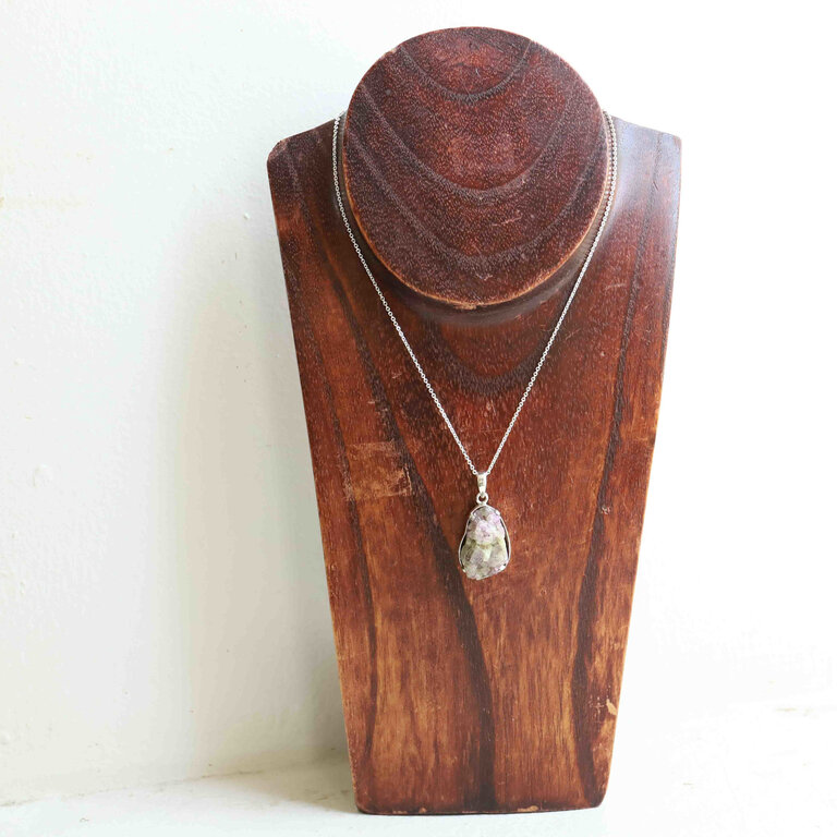 Vesuvianite Pendant - Brut