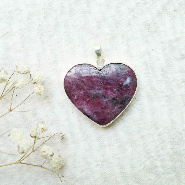 Ruby pendant - Coeur