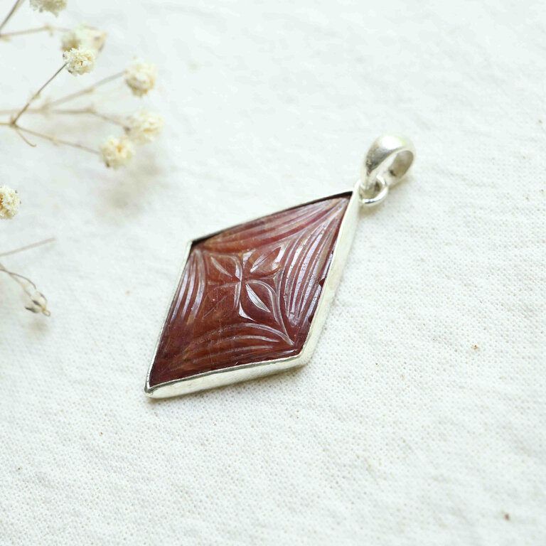 Ruby Pendant - Losange