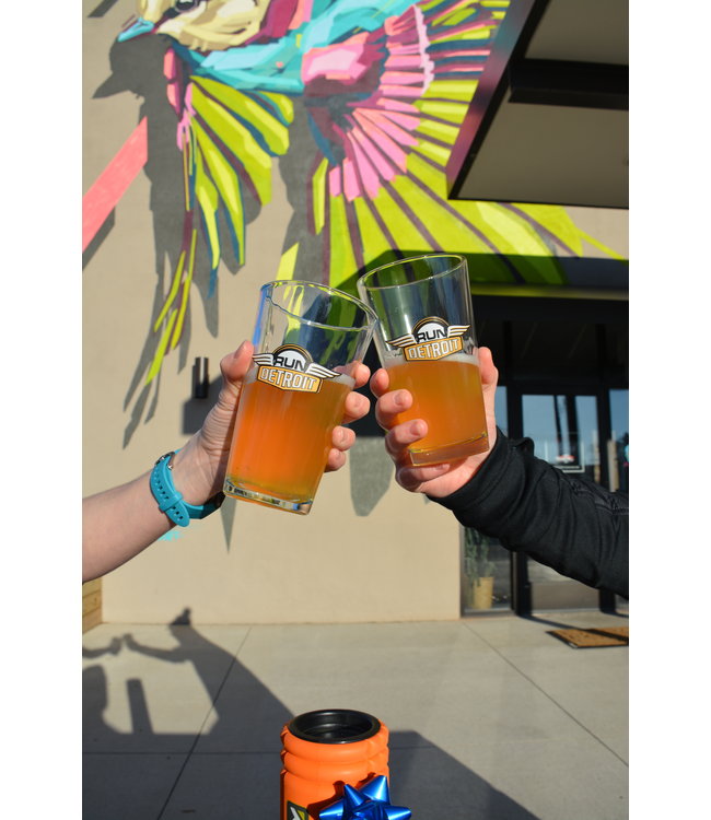 Pint Glass RUNdetroit