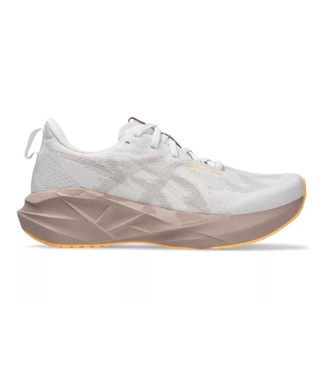 ASICS Women's Novablast 5