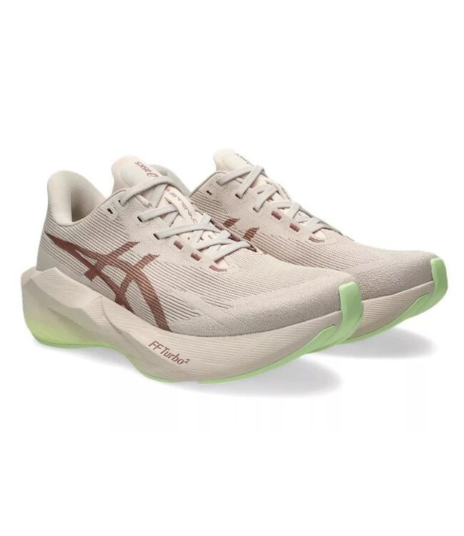 Women's Novablast 6