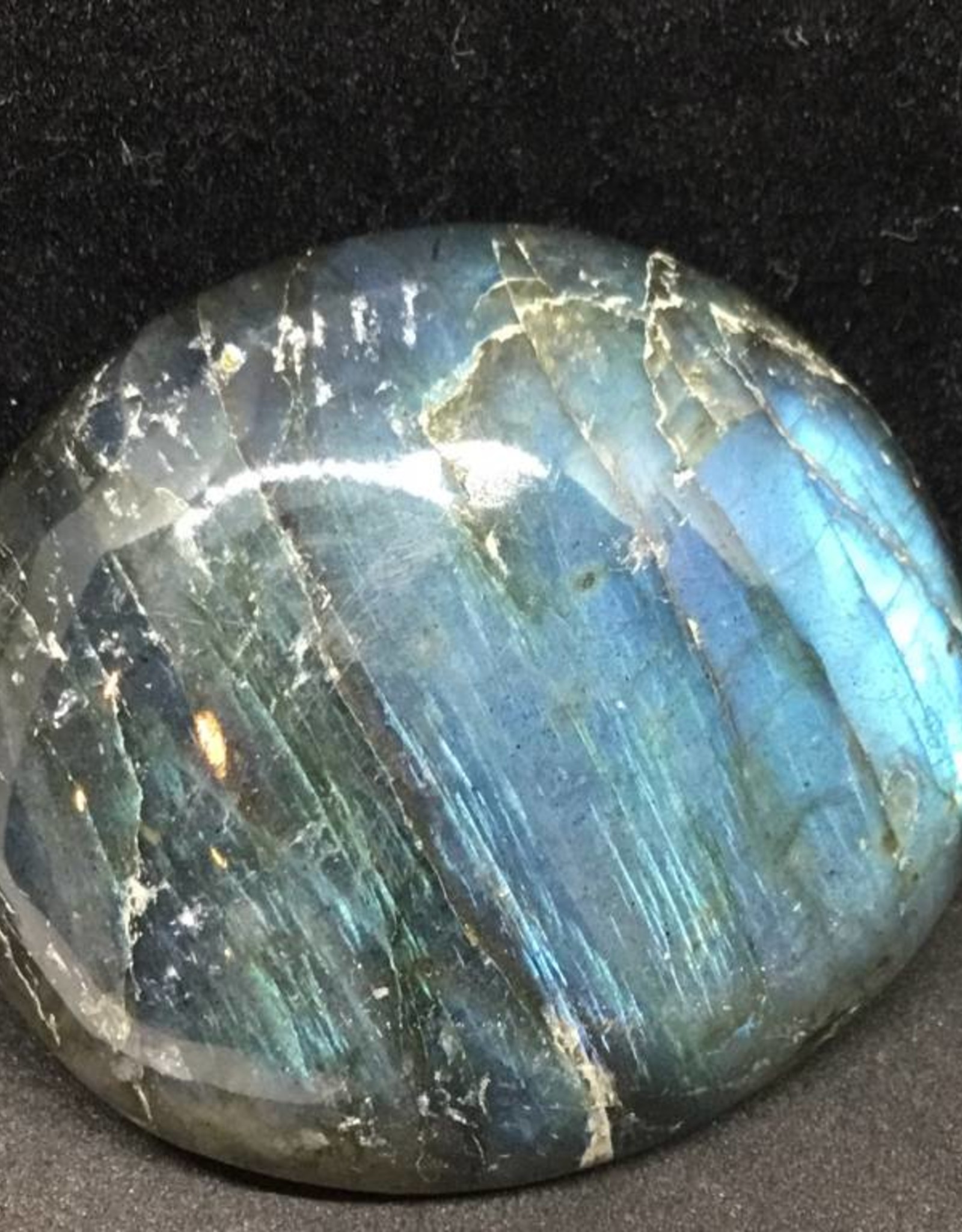 Labradorite palm stone