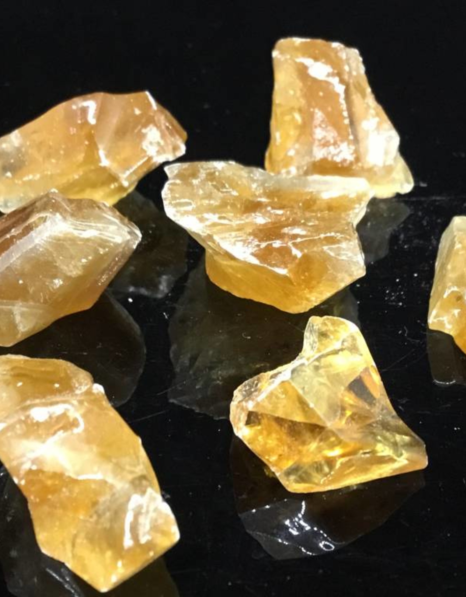 *ONE* GOLDEN/HONEY CALCITE Natural Tumbled Stone Approx 15-20mm *TRUSTED SELLER* 