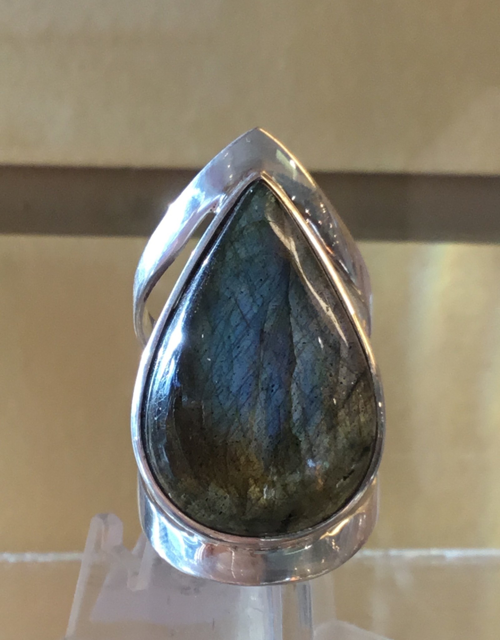 Teardrop Labradorite Ring