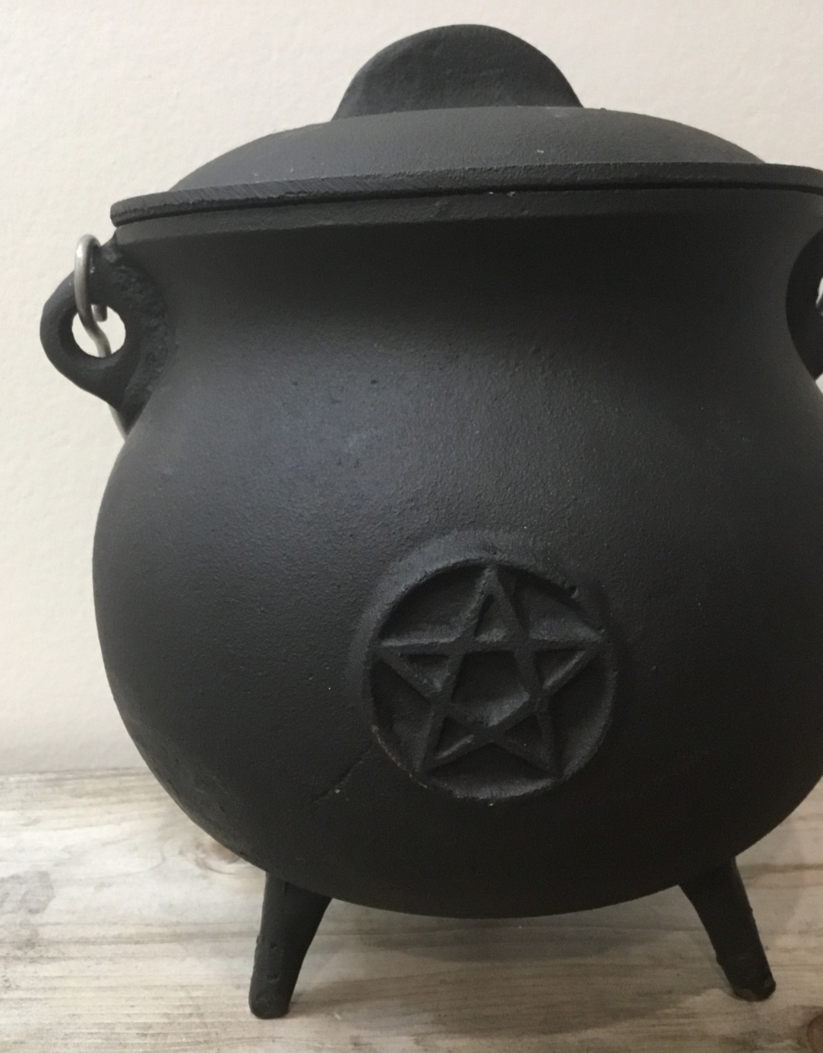Giant Pentagram Cast Iron Cauldron (8.5 inch)