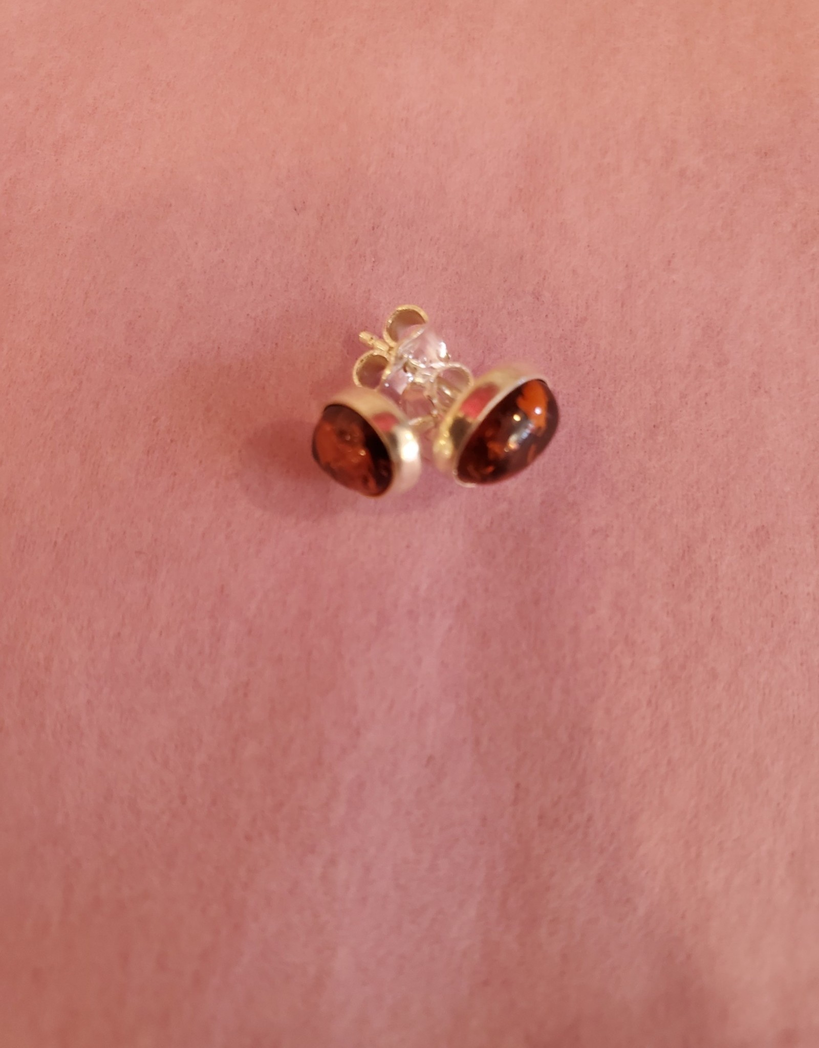 Silver Oval Shape Stud Earrings with Amber Stone